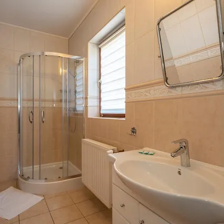 Dom Myśliwski Domek alpejski