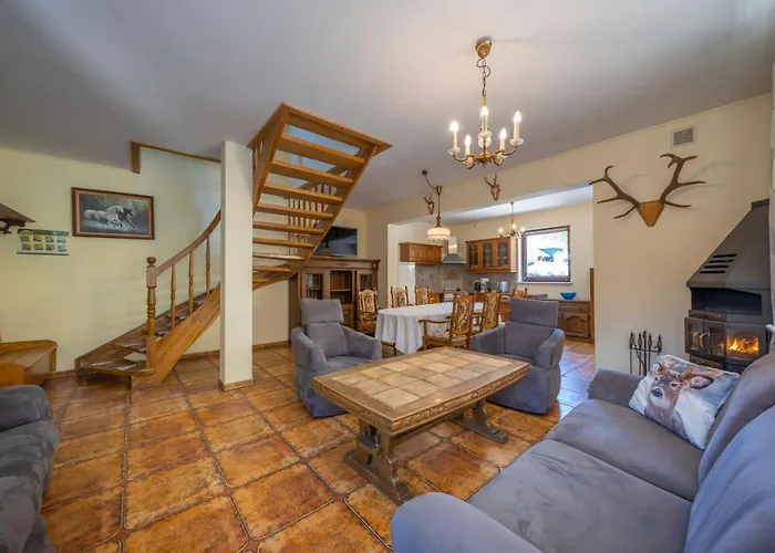 Dom Mysliwski Шклярска-Поремба